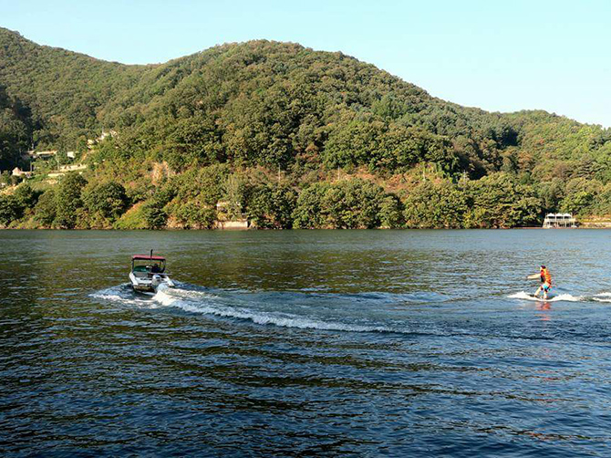 Cheongpyeong River, Seoul.